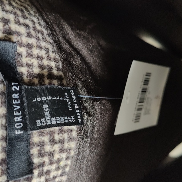 Woven Overall dress - Picture 4 of 8